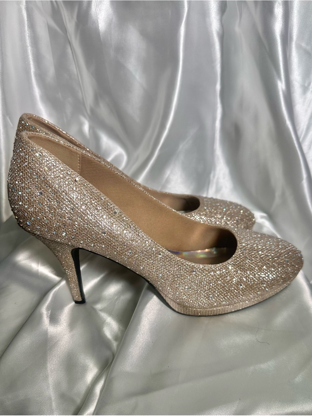 Hot Tomato Blush Gold Glitter High Heel Pumps